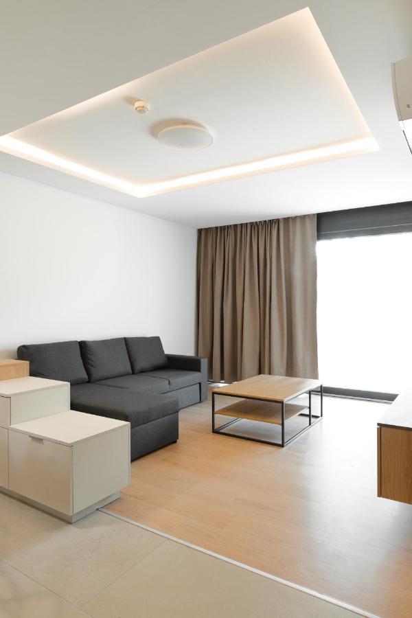H55 Aparthotel Балатонлеле Екстериор снимка
