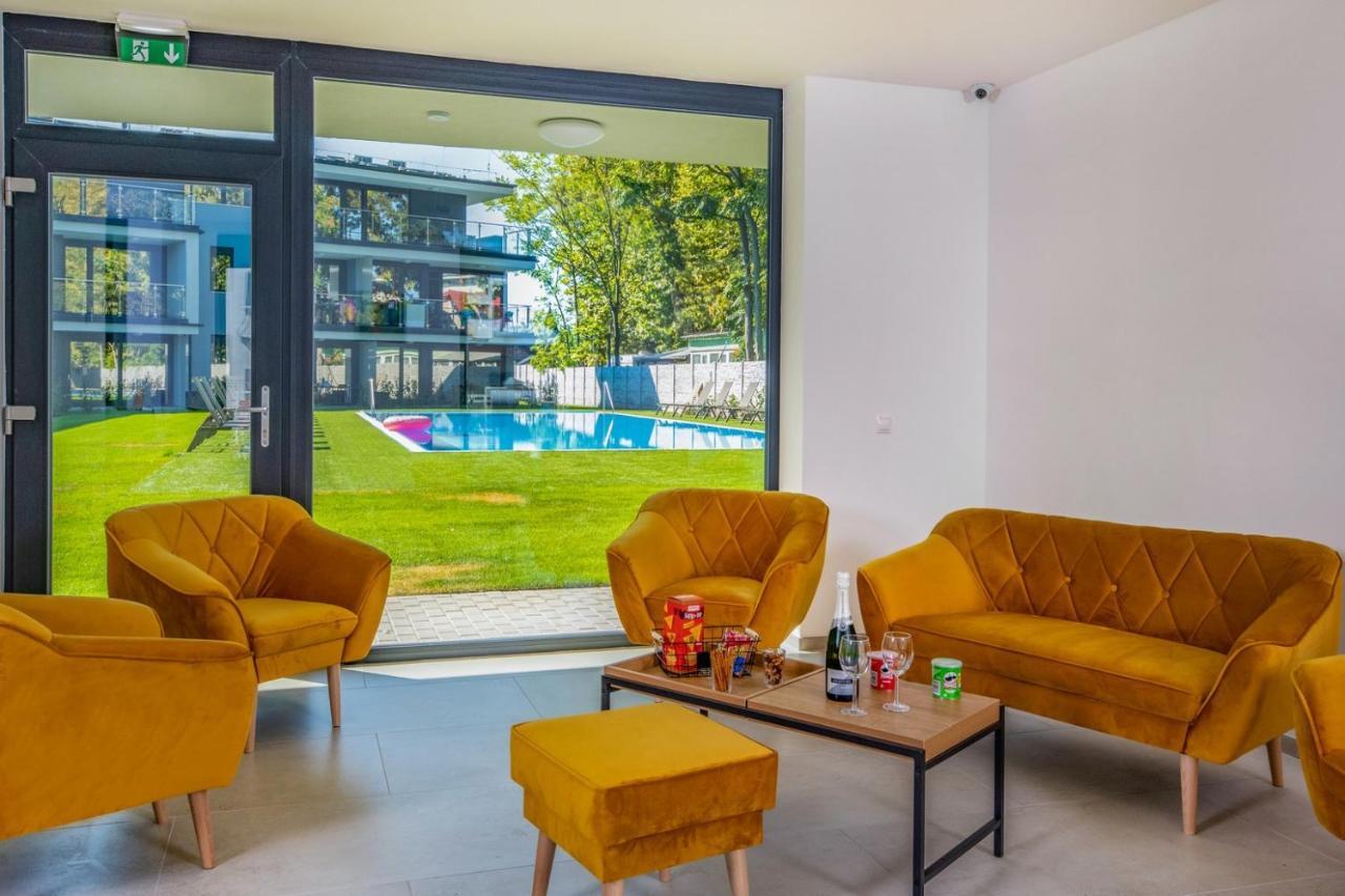H55 Aparthotel Балатонлеле Екстериор снимка